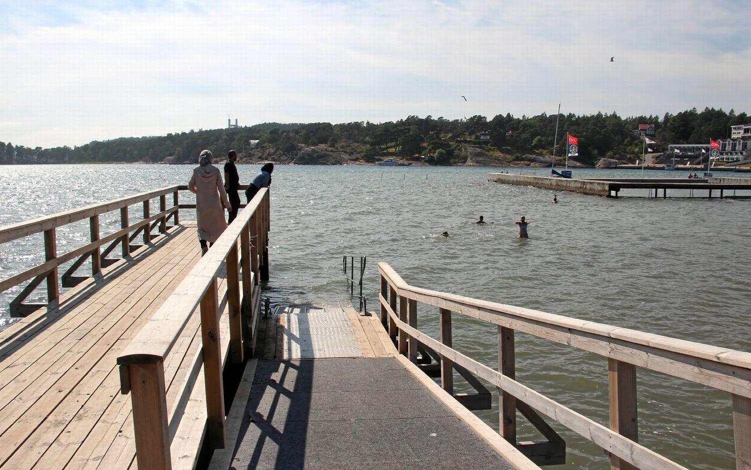 Stenungsunds kommun meddelar att det pågår arbete med att öka tillgängligheten vid kommunens badplatser. FOTO: Gunnar Fägerlind