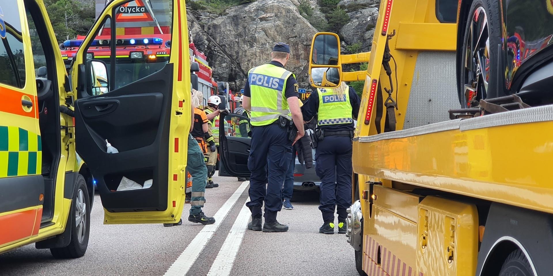 Olyckan på Källösundsbron inträffade strax innan klockan 12.30 på tisdagen. 