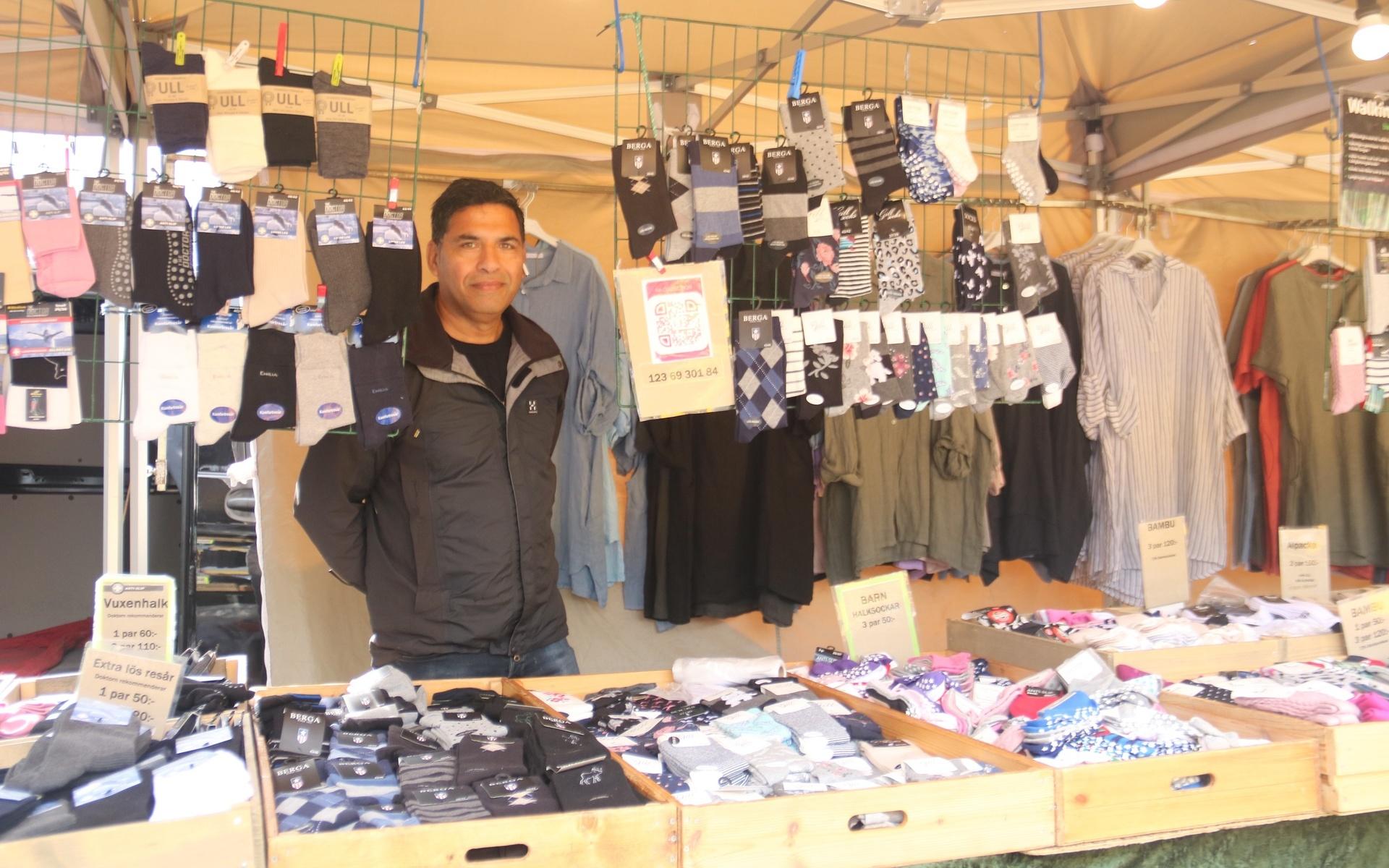 Naeem Aslam upplever att många har slutat med torghandelsförsäljning sedan pandemin.