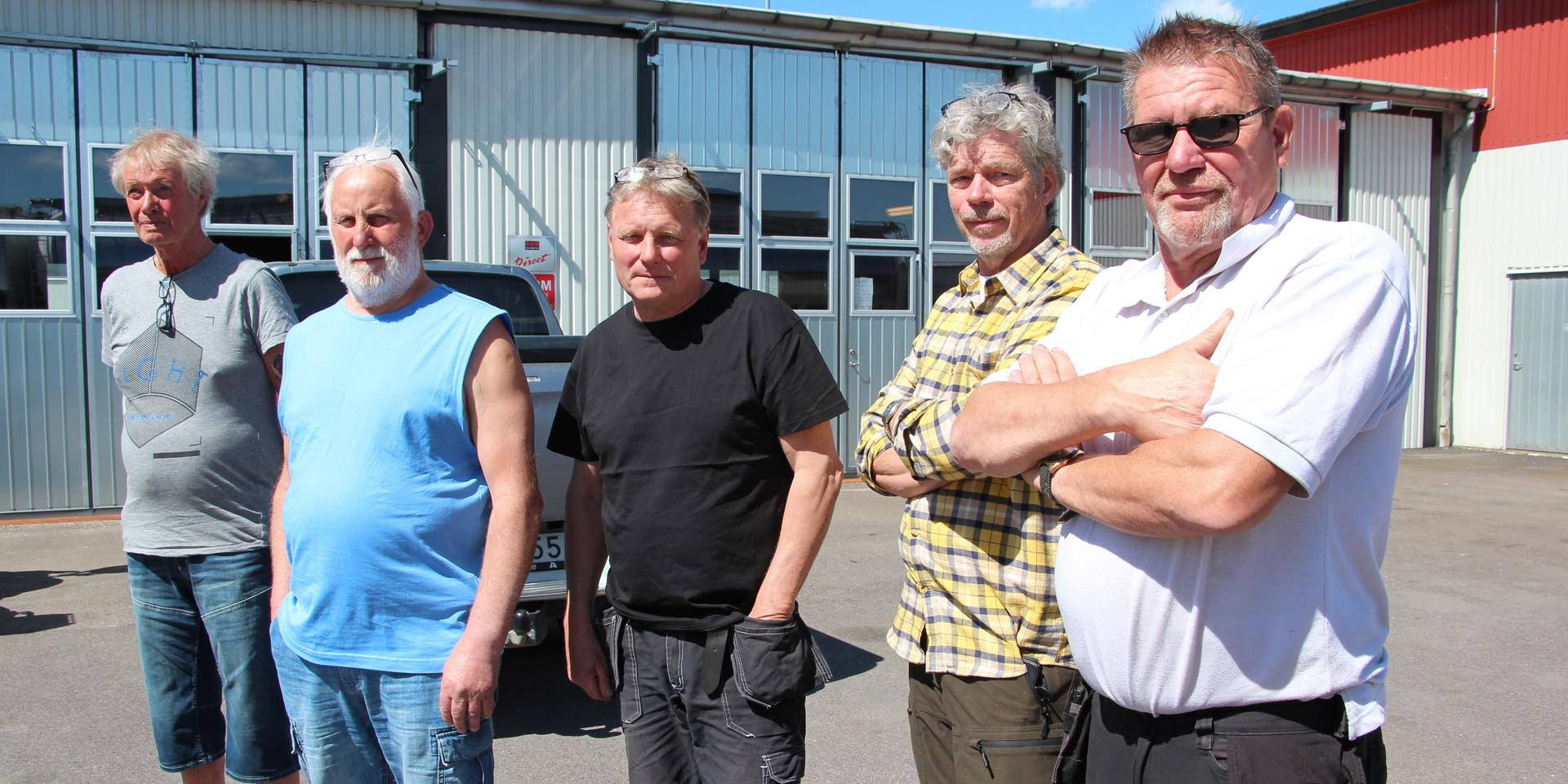 Leif Svensson, Lars-Erik Markusson, Michael Cedergren, Sven-Olov Molin och Morgan Johansson är fem av dem som stämts på miljonbelopp för vägslingan in till Stora Höga södra industriområde.