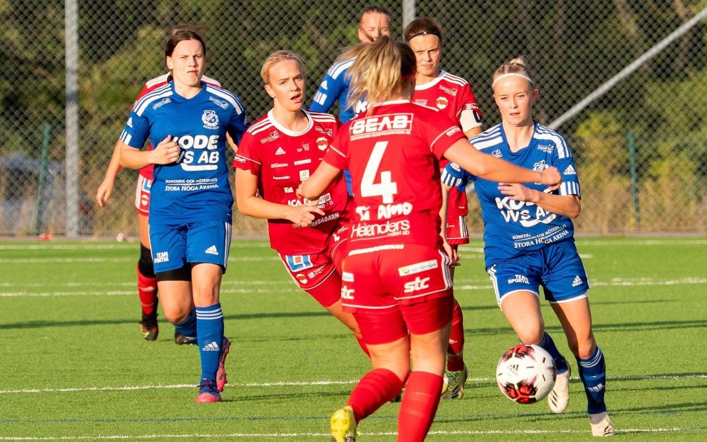Vallens IF vann seriefinalen i Bohustrean i fotboll mot Stenungsunds IF med 3–0 inför hela 632 personer.